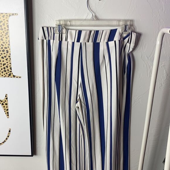 Stripe Pants - Picture 5 of 5